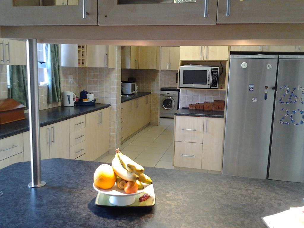 Vogelstrand Guesthouse Swakopmund Bagian luar foto