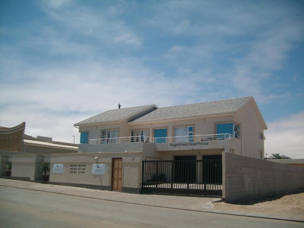 Vogelstrand Guesthouse Swakopmund Bagian luar foto